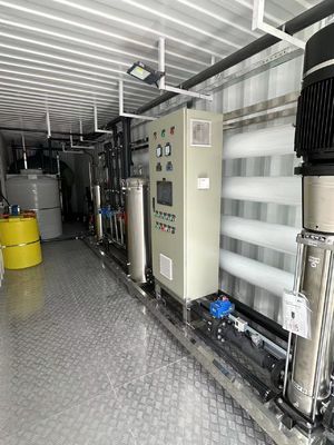 سعر جيد 25m3 في الساعة نظام RO الحاويات مع مضخة Grundfos / CNP الانترنت