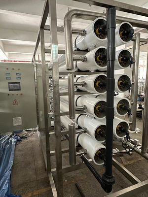 سعر جيد 5 مراحل معالجة المياه نظام RO الصناعي مع معدل الاسترداد 50-65٪ الانترنت