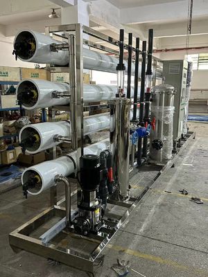 سعر جيد المياه المالحة عالية نظام RO المياه المالحة سييمنز PLC التحكم في 5-45.C المياه الغذائية الانترنت
