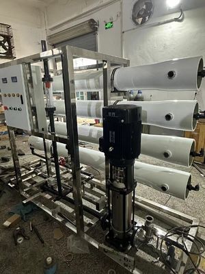 سعر جيد 150PSI-300PSI ضغط نظام RO المياه المالحة مع معدل الاسترداد 75٪ الانترنت